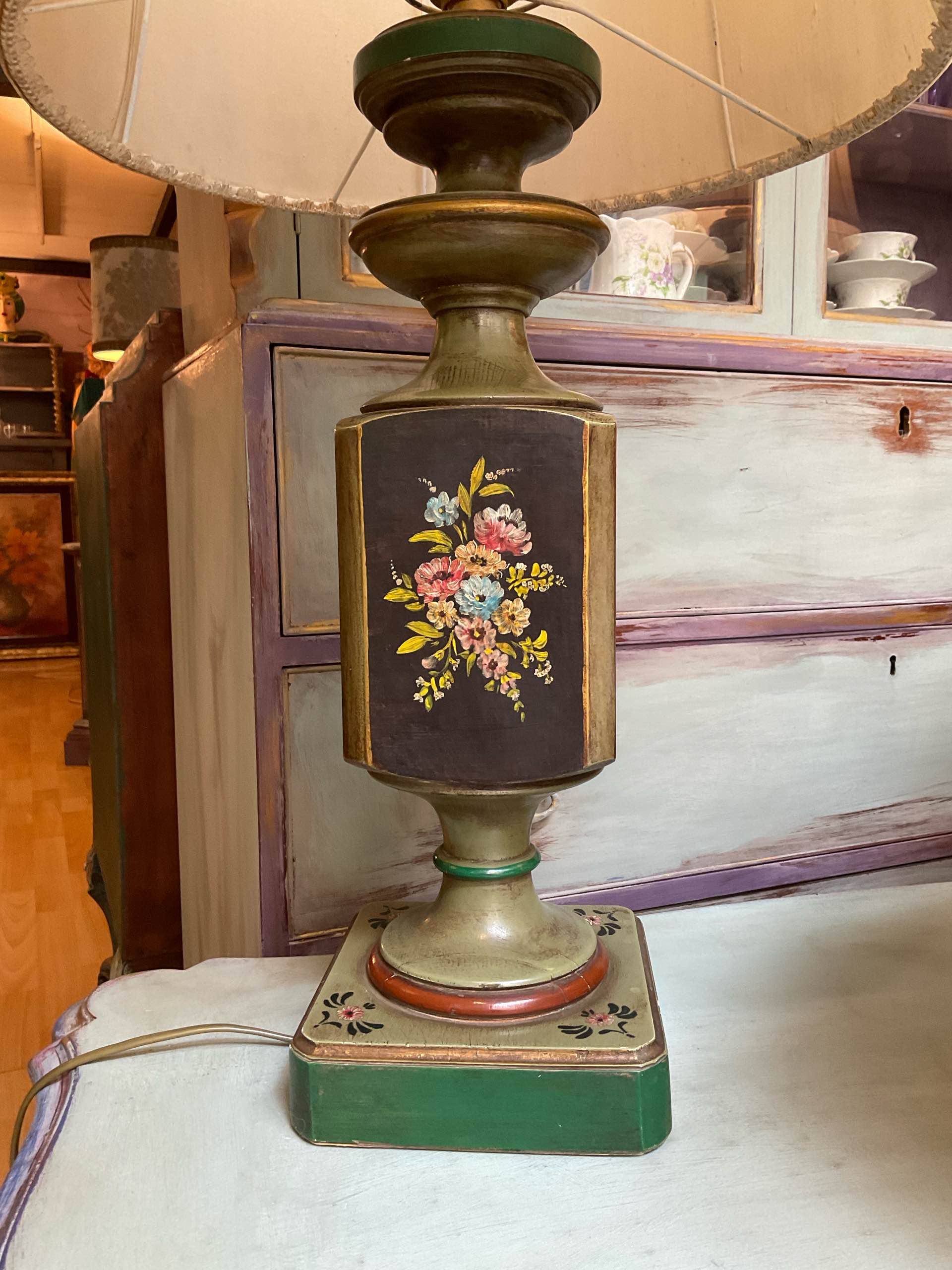 Lampade da tavolo dipinte a mano - immagine 2
